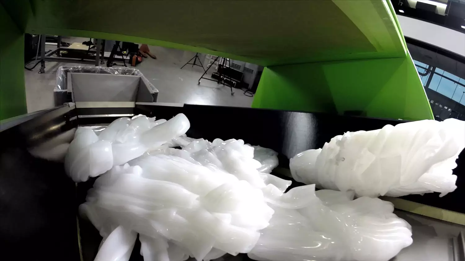 What distinguishes recycling technologies